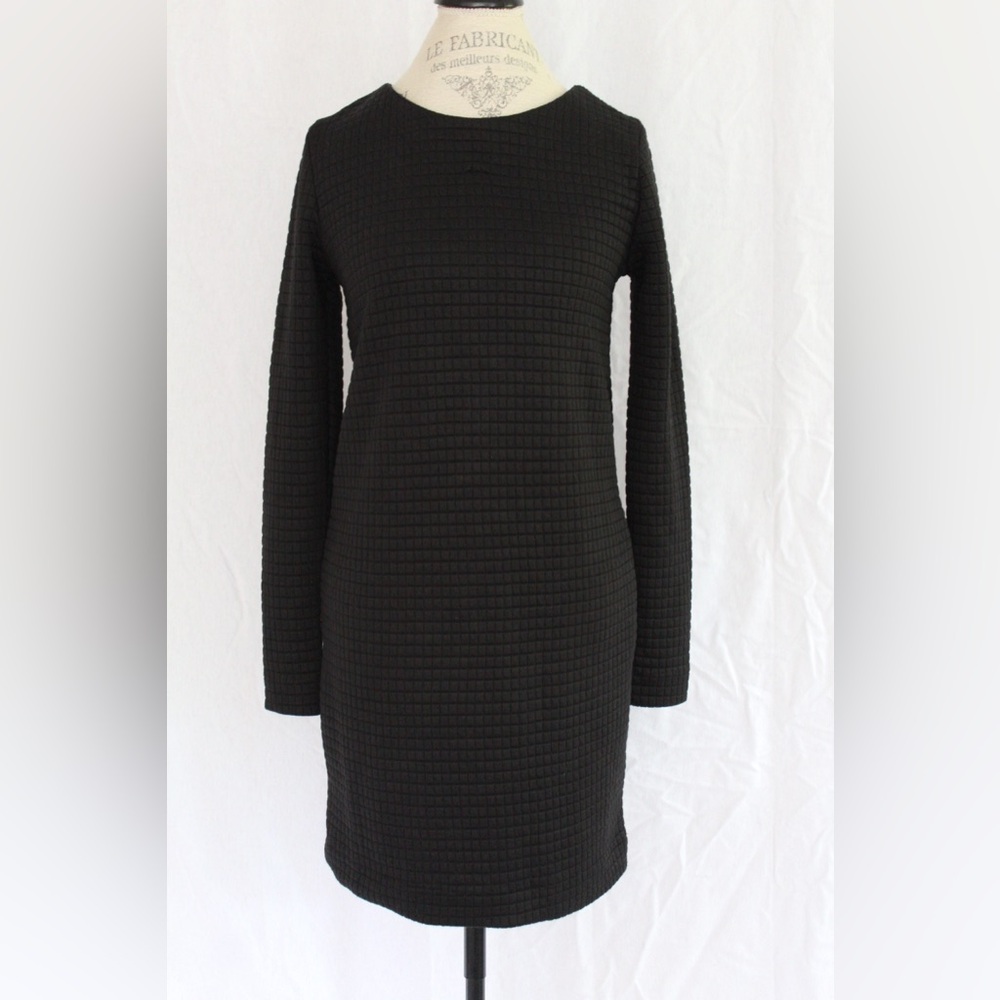 Katherine Barclay Montreal Black Quilted Shift Dress - Size 2